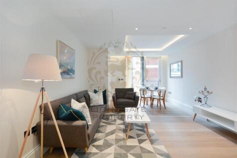 SPECTACULAR ONE bedroom apartment in Savoy House, 190 Strand. Located on the world famous Strand, this new iconic landmark is closely linked to the richest aspects of London living. The property compr