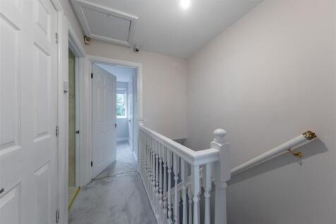 11 Brookfield Close-017.jpg