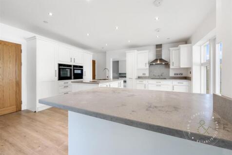 The Paddock (25).jpg