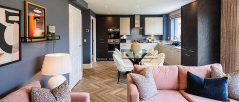 Redrow internal image of open plan family dining kitchen area at Greenways in Betteshanger