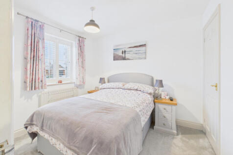 CAM04968G0-PR0086-STILL019