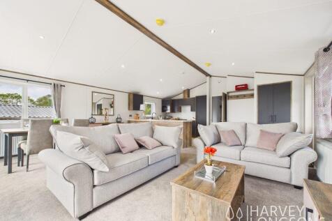 pacious open plan living area in Willerby Horsham