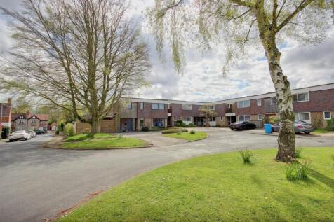 Priory Close (13).jpg
