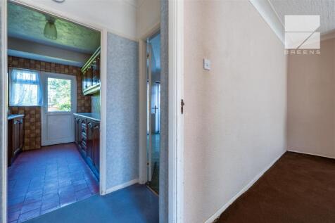 9 Brookhouse Gardens_0007.jpg