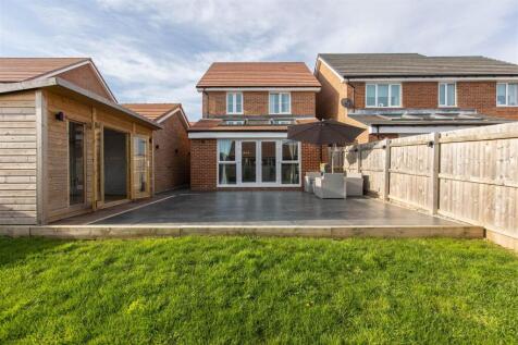 Ploughlands Grove 4 External-4.jpg