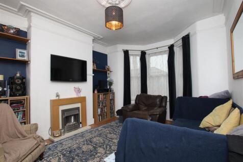 Living Room.JPG