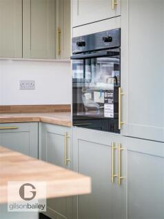 42FalconRoadWest-16.jpg