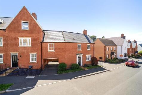 88 Redcar Road, Towcester (2).jpg