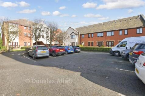 Driveway/Parking