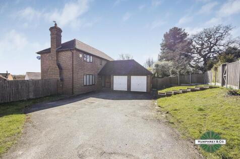 12A Alderton Close, Loughton -020-1200.jpg