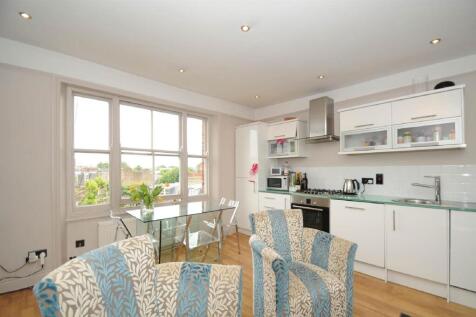 Located in the heart of Maida Vale is this beautiful bright and airy one double bedroom flat set on the top floor of this period conversion with communal gardens. The flat comprises a great size loung