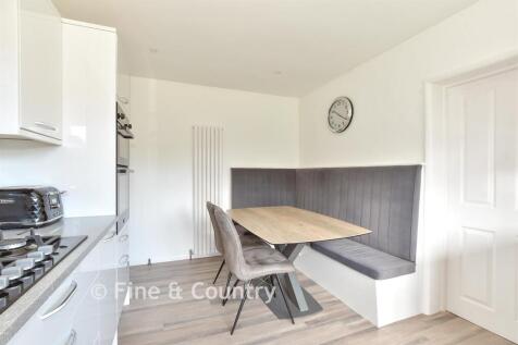 Kitchen/ Breakfast Room