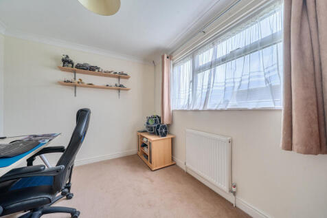 1389022-4-69400ab...