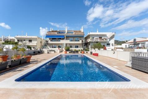 Exterior 1.8 (Large)