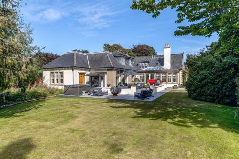 8 bed, 7 bath Detached in Glasgow - Photo 2