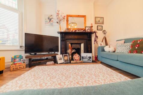 Award-winning Media team on EVERY Listing_5