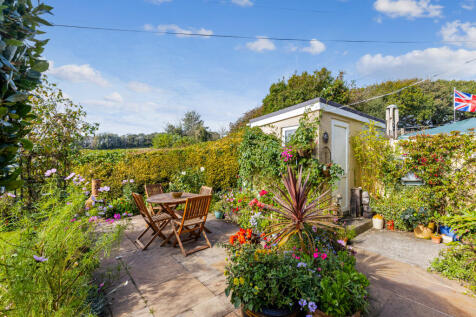 A13 - 3 Crispin Road Kingsbridge - 250930