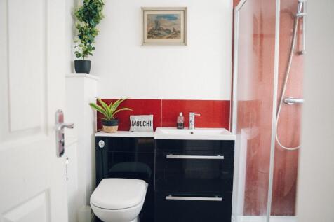 Stafell &#39;Molchi / Bathroom