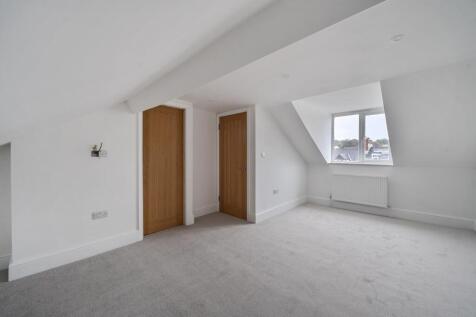 1355643-10-6901f201753d9-ARW-1