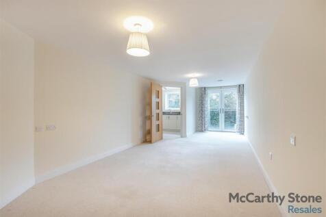 8671072-interior01.jpg
