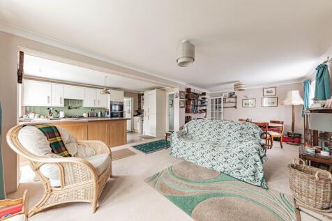 Living Room/Dining Room/Kitchen (1)