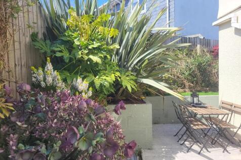 Garden2.jpg