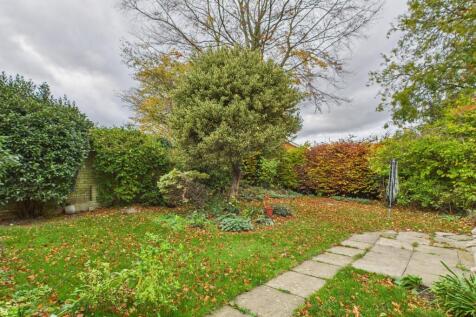 CAM02545G0-PR0519-STILL018