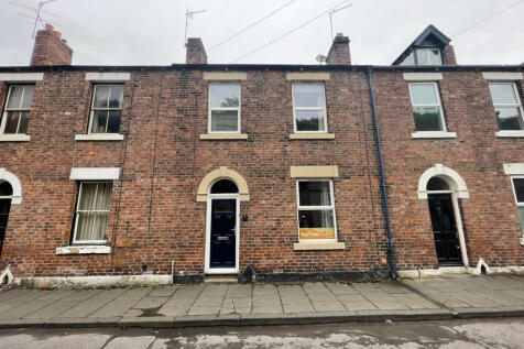 5 Bedroom House in DH1 4DE