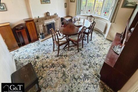 FIRST RECEPTION ROOM