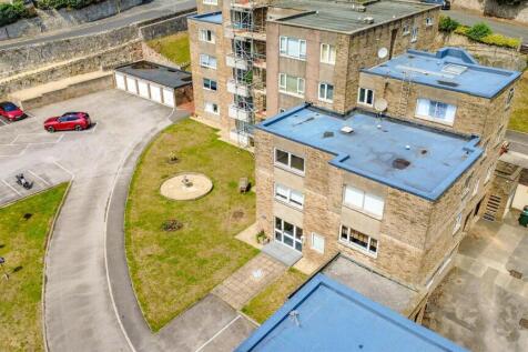 37 Cedar Court 4.jpg