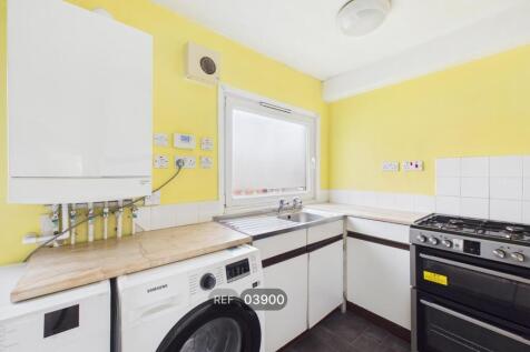 Kitchen/Living area