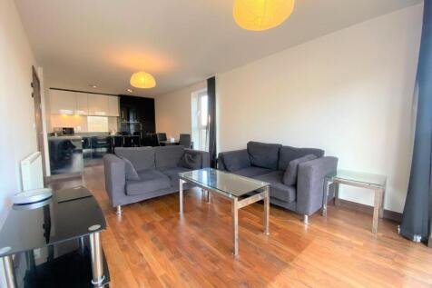 Lounge 3.jpg