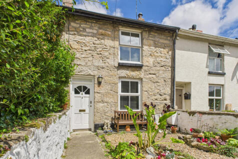 2 Bedroom Mid Terraced House for Sale