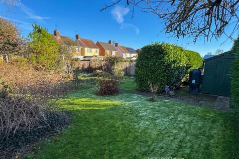 86 Harborough Rd Desborough-19.jpg