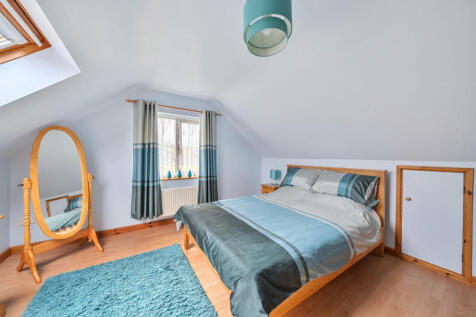 1369791-7-68fa10f...