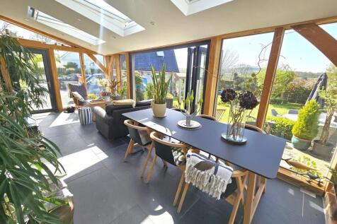 Garden Room.jpg