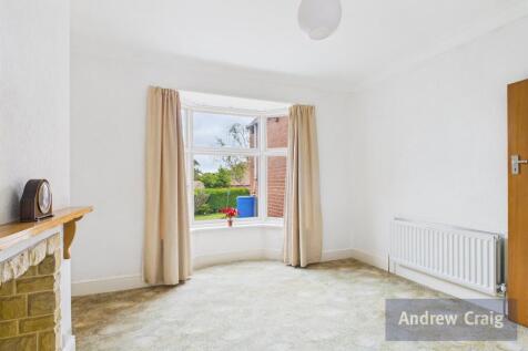 Dining Room / Bedroo