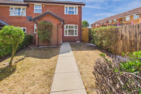 Harvard Close, Woodley