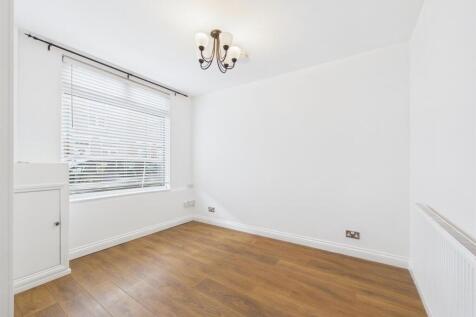 Living Room.jpg