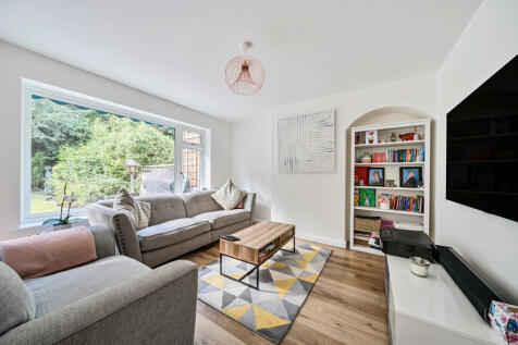 1344696-8-68bad0d...