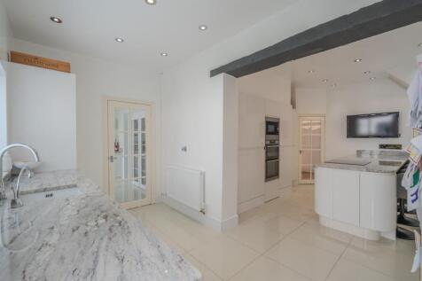 194 The Highway-29.jpg