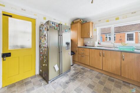 CAM03111G0-PR0382...