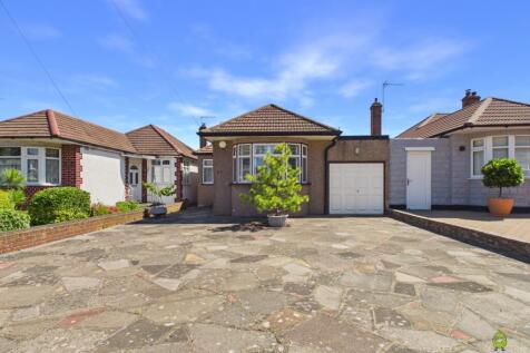 Presented by Nicoleta at EweMove Bexleyheath and