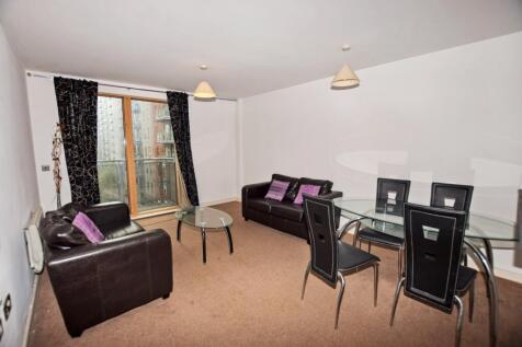DEPOSIT FREE OPTION AVAILABLE | AVAILABLE 27TH JULY | FULLY FURNISHED | BALCONY | BILLS PACKAGE AVAILABLE FOR STUDENTS AT ADDITIONAL COST | Melia House is located in the popular Green Quarter which is