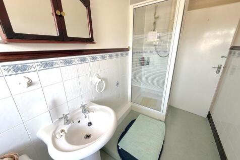 6 Rawson Court Ba...