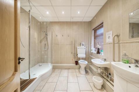 1347880-3-68b854130d183