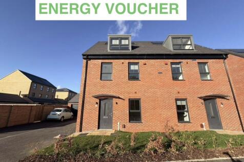 4 Bedroom House in LS15 8YE