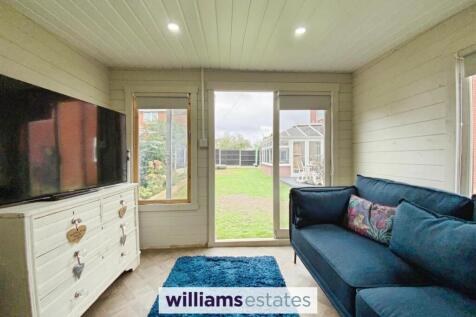 inside the garden room