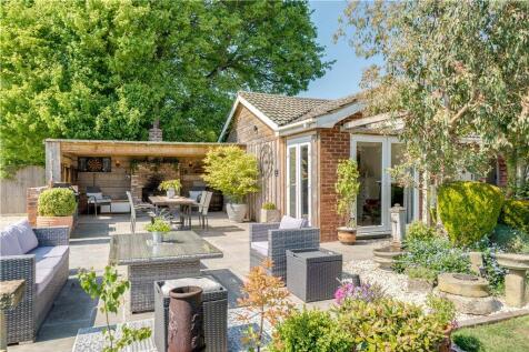 Outdoor Living