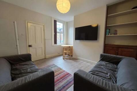 3 Bedroom House in S10 1GS